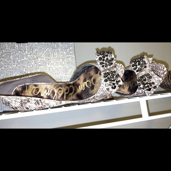 Sam Edelman studded rhinestone  bow Lorna heels 10 - Picture 5 of 13